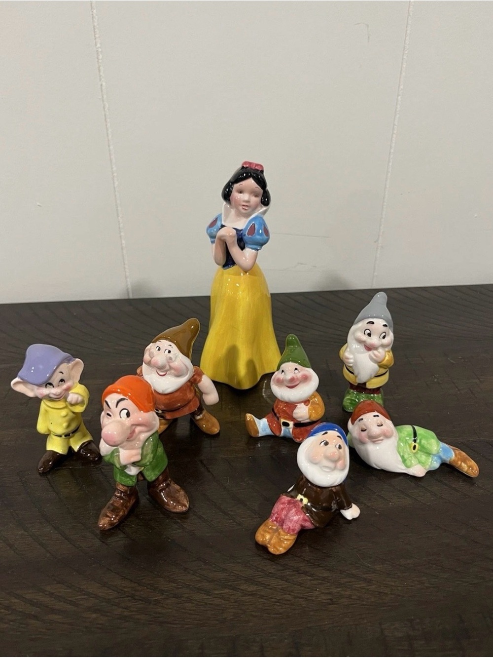 Vintage 1950s Walt Disney Snow White and Seven Dwarfs Ceramic Figurine Set Japan